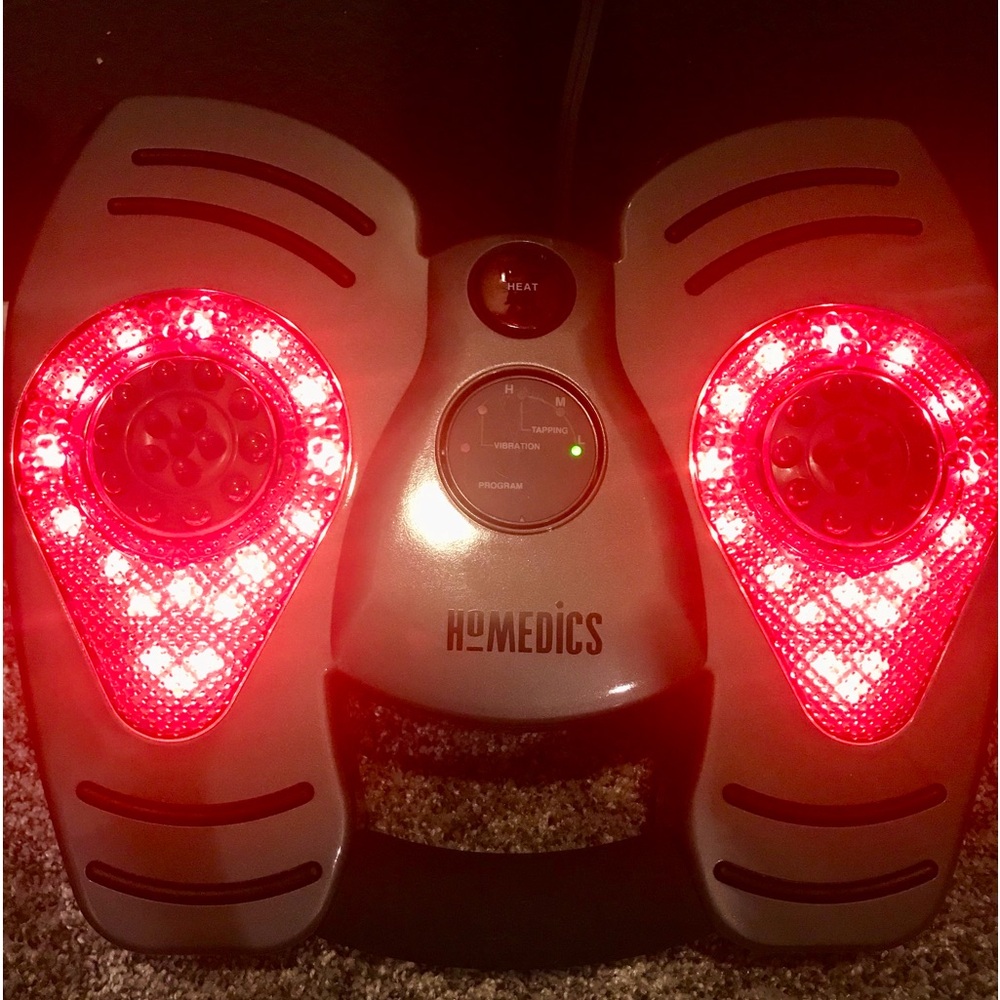 HOMEMEDICS RFX-1H Foot Massager w/. pro therapist reflexology tapper and heat!